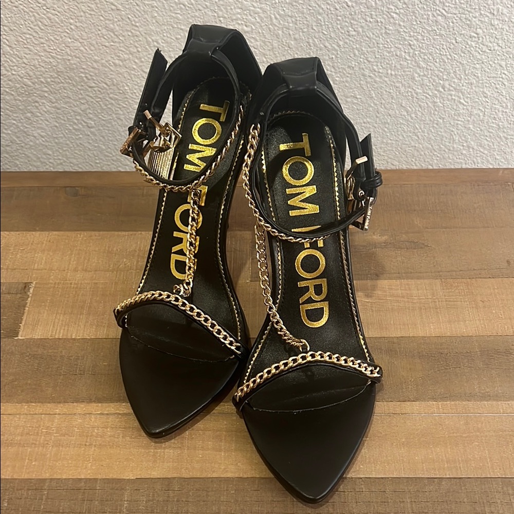 Tom Ford Black padlock leather with Chain Strap NEVER WORN